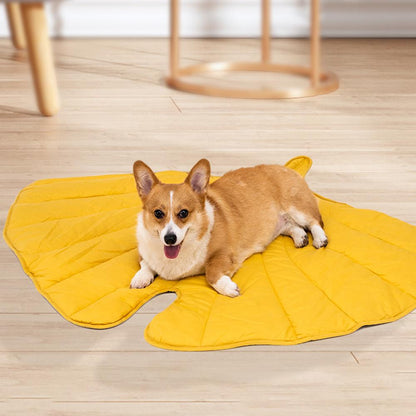 Leaf Shape Dog Blanket Mat Pet Soft and Warm Decorative Cushion Household